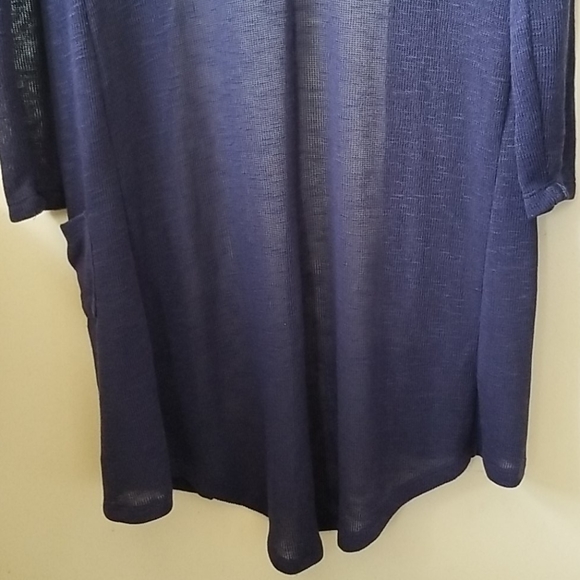 Cardigan with design - Picture 4 of 7